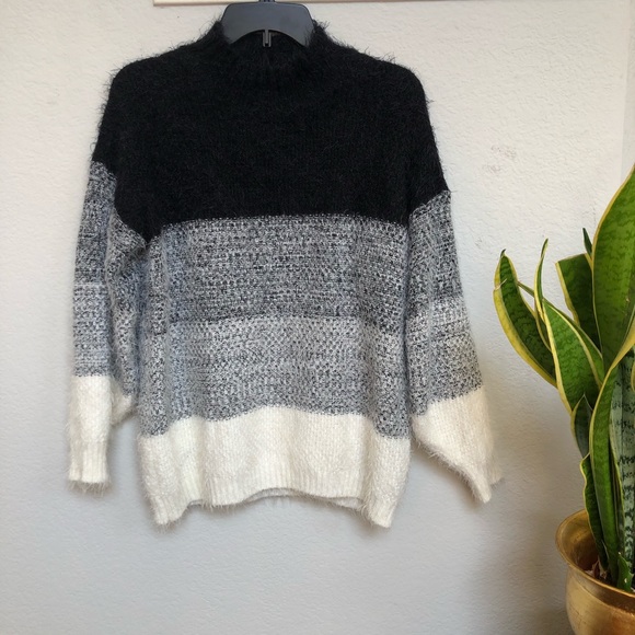 Air Space Black Ombre High Neck Loose Knit Sweater - Picture 2 of 6